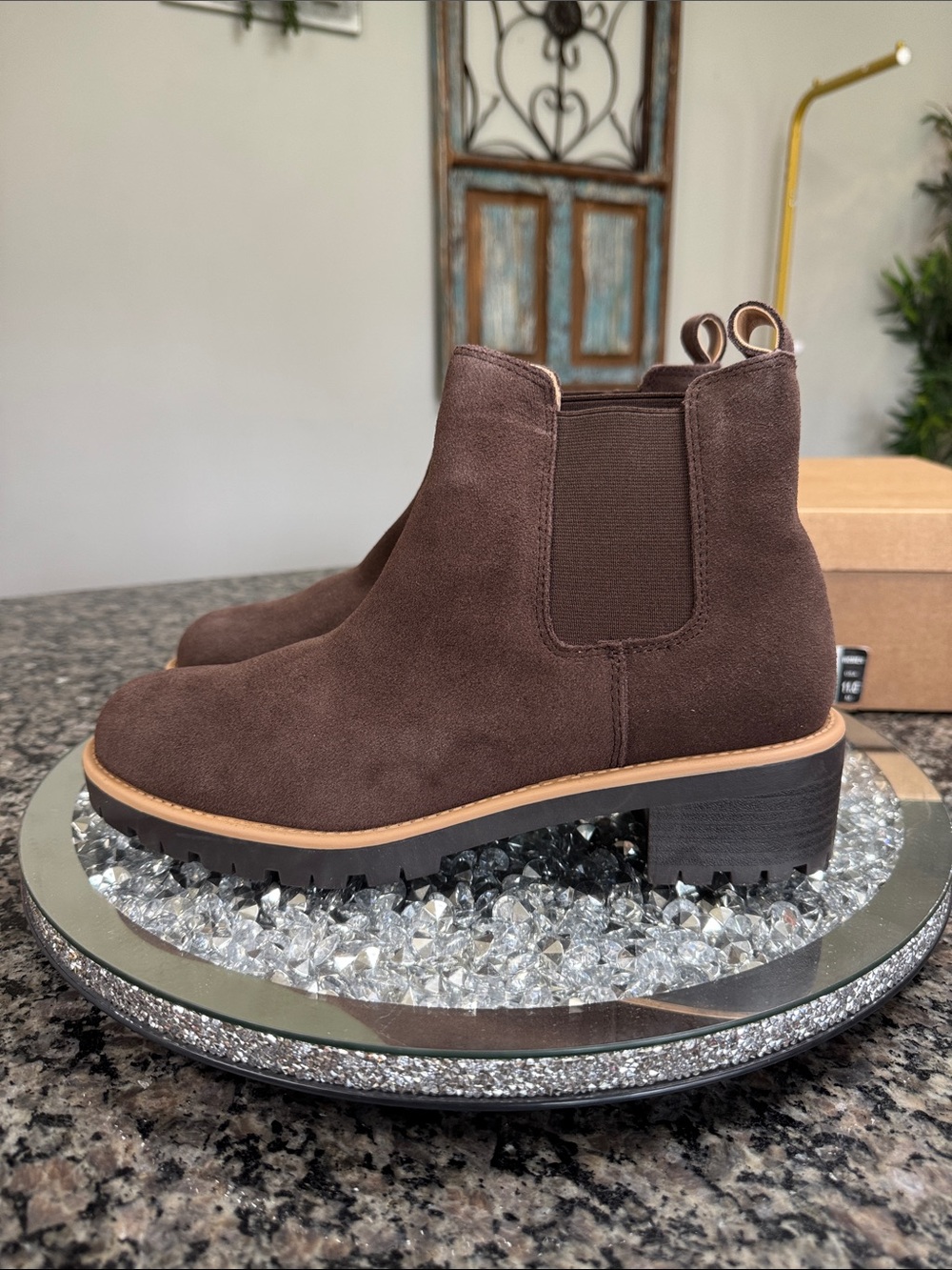 Blondo Brown leather Mayes Suede Chelsea waterproof Ankle Boots Java NEW 11